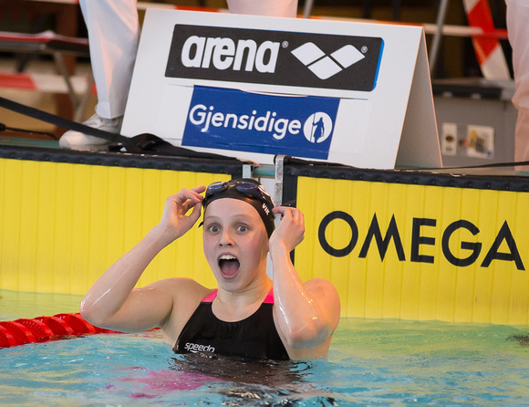 Eline Vik vinner 400 medley
